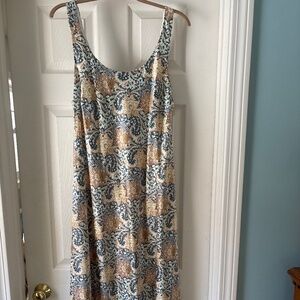 Women’s silk sleeveless dress